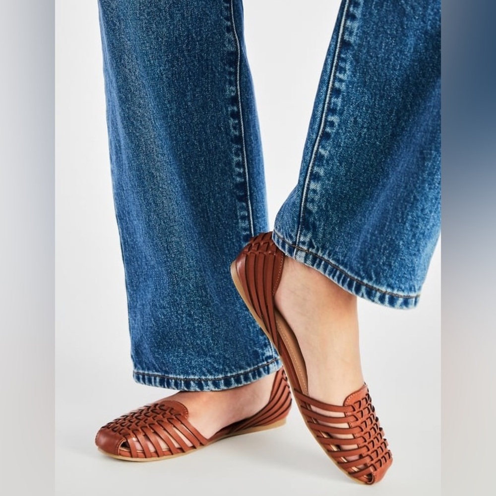 JustFab Sz US 6 Lucita Woven Flat women cognac new with tags never worn brown